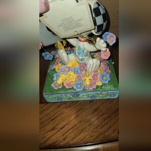 Peanuts Jim Shore Spring Figurine with Yellow and Pink Accents